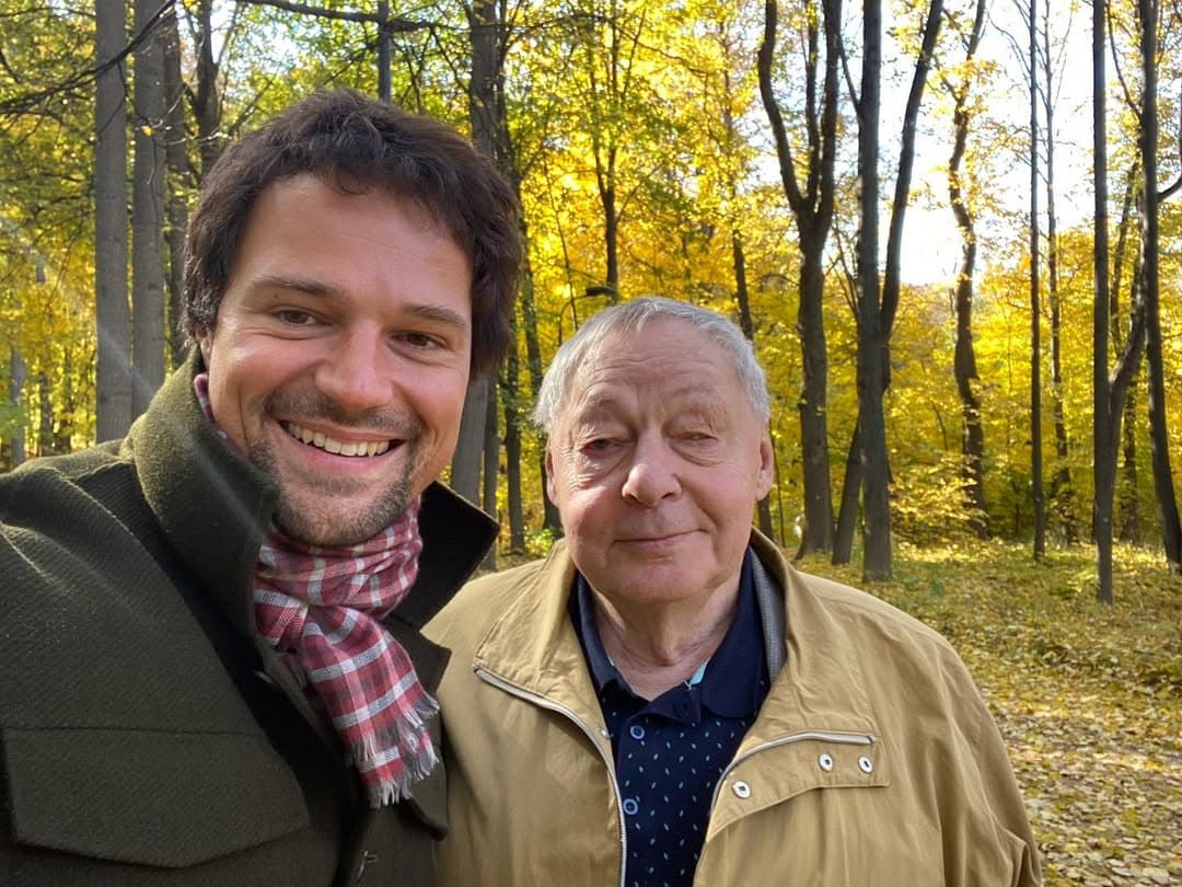 Данила Козловский с отцом