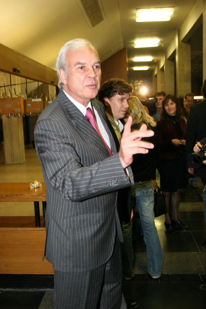 Владимир Молчанов