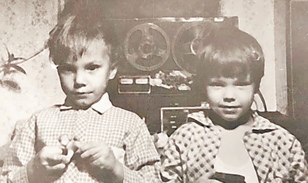 Андрей и Алексей Чадовы в детстве